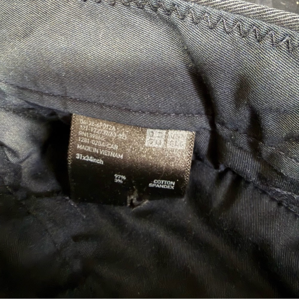 (Set of 3) 31” W x 27”L Uniqlo slim fit chino trousers - Picture 5 of 5